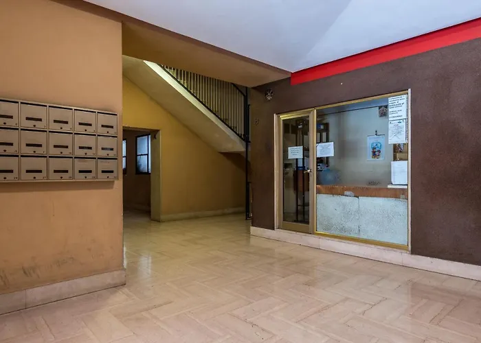 Апартаменты Bright 2 Bedroom And Balcony *